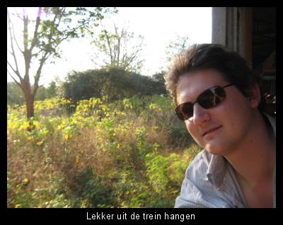 Lekker uit de trein hangen